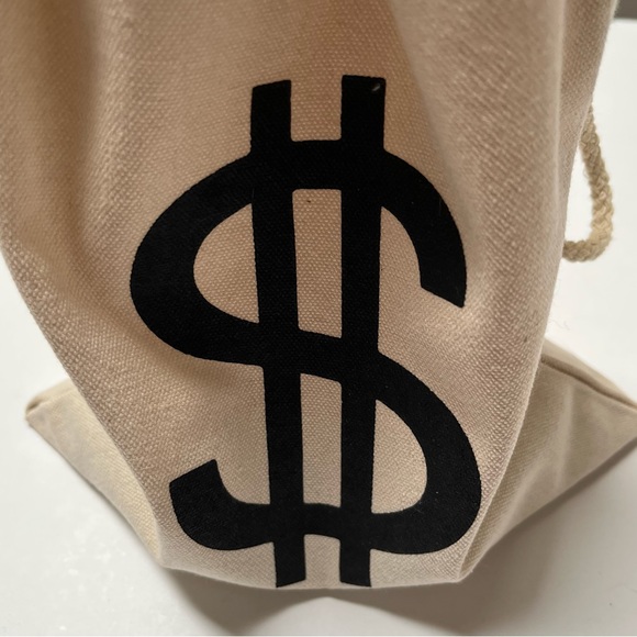 Drawstring Money Bag and 350+ Play Coins - Picture 3 of 5